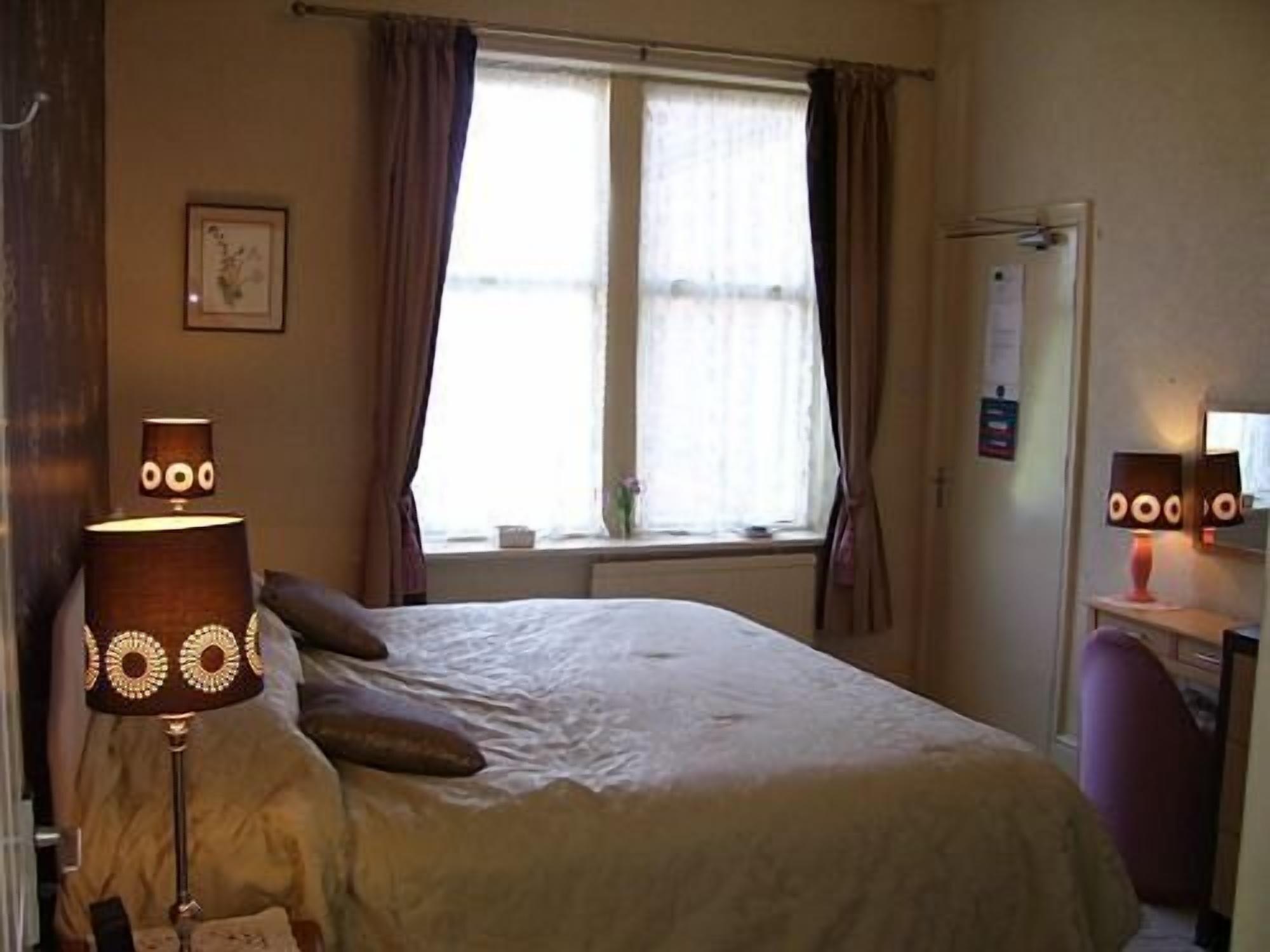 Green Bank Guest House バロー・イン・ファーネス エクステリア 写真